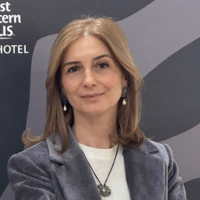 Հռիփսիմե Խանզադյան 